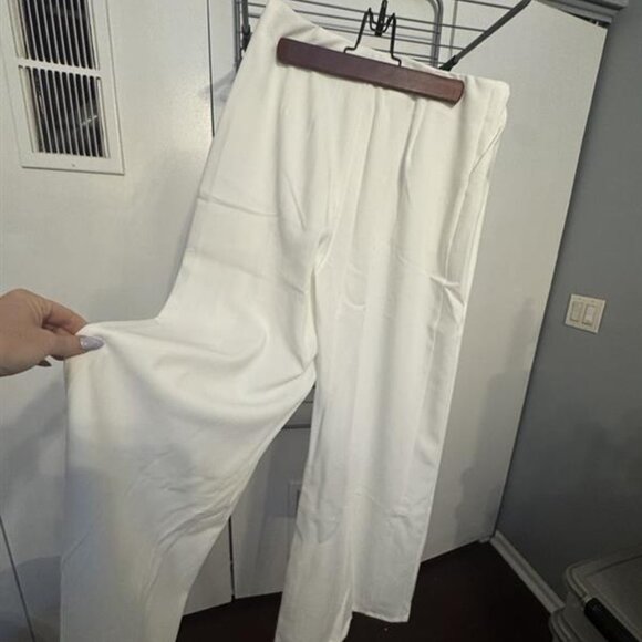 Pleated High Waist Wide Leg Pants - Picture 8 of 10